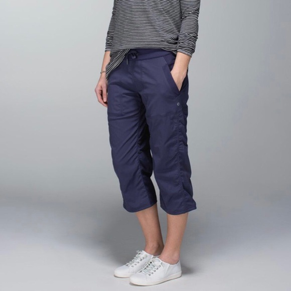 🦊 Lululemon Studio Dance Crop - Picture 2 of 8